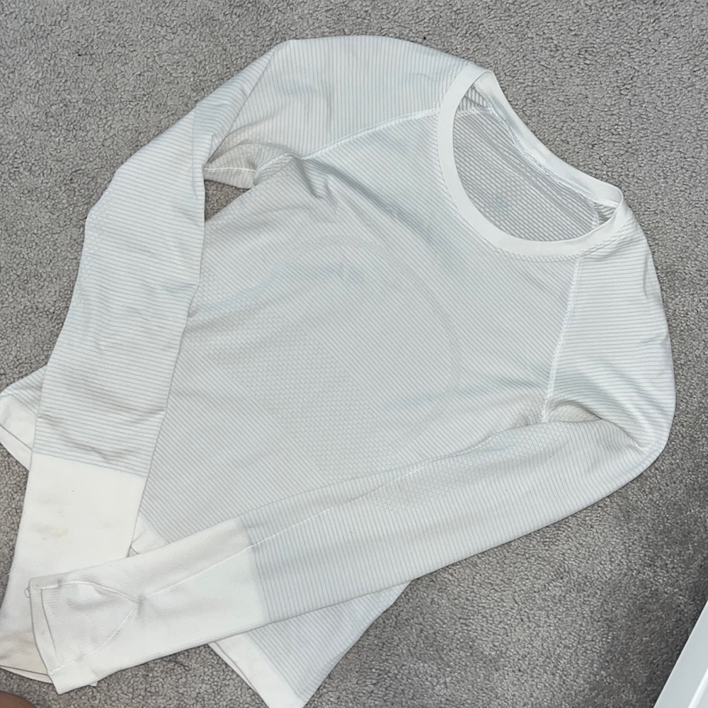 Swiftly Tech Long-Sleeve Shirt Waist Length